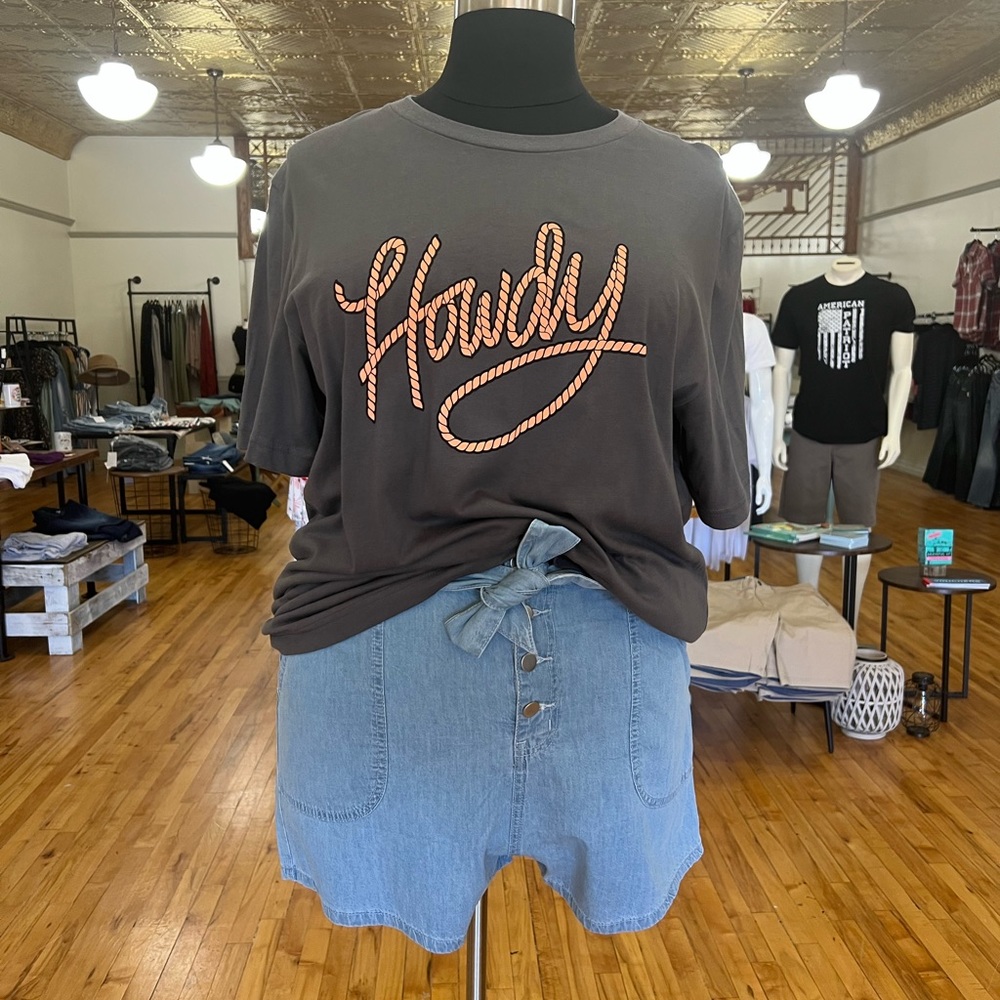 Howdy Graphic Tee - Picture 2 of 2